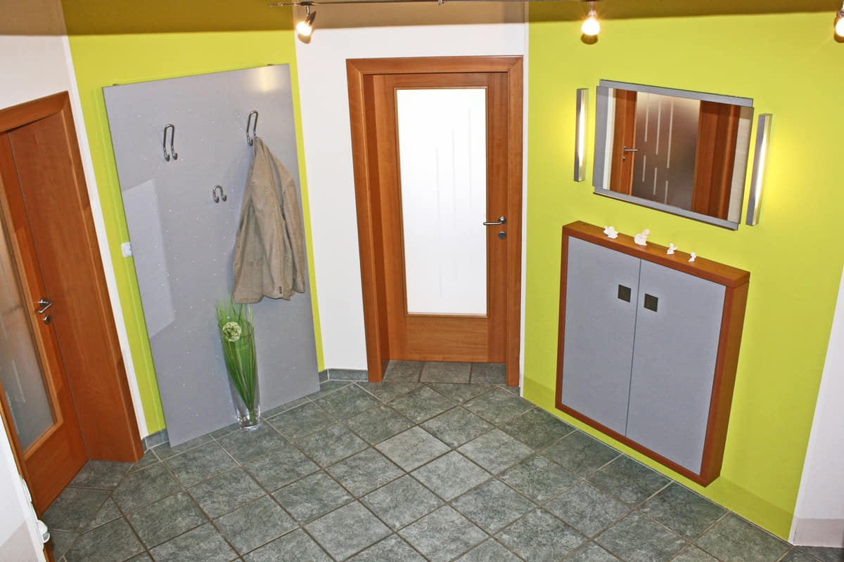Garderobe H1B