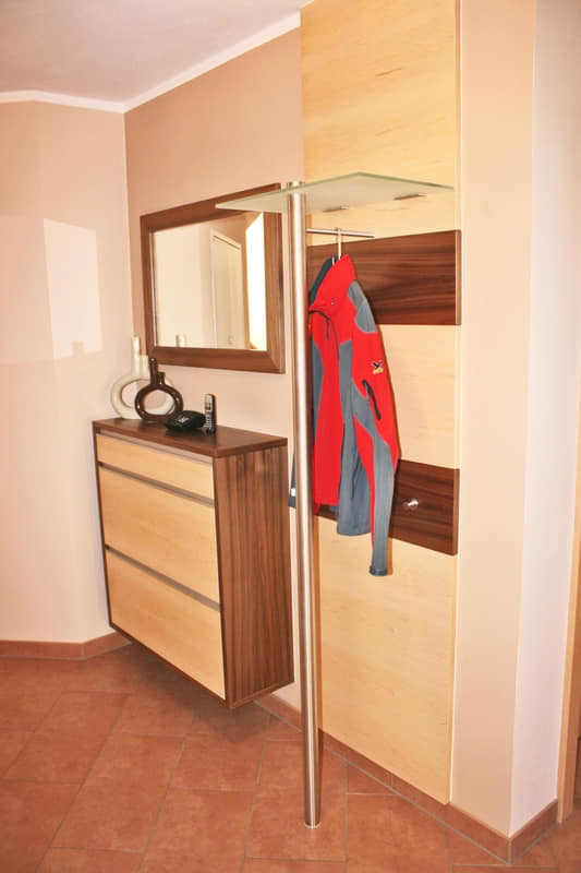 Garderobe R2B
